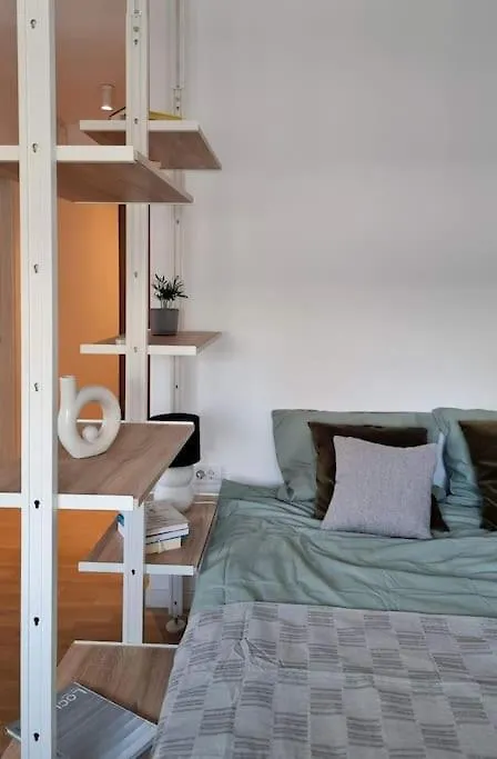 Urban Studio - Central Condominium Bukarest Apartman
